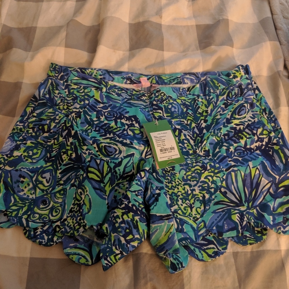 Lilly Pulitzer scallop shorts
